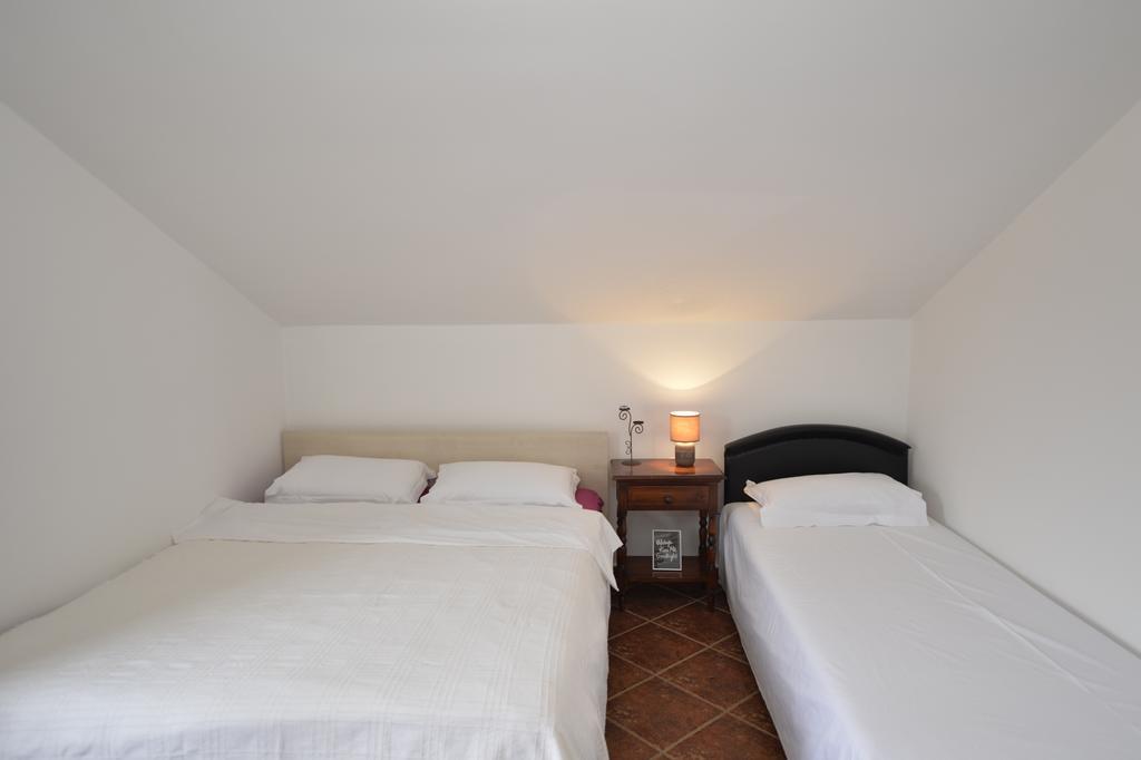 Apartment Atina Kotor Exteriör bild